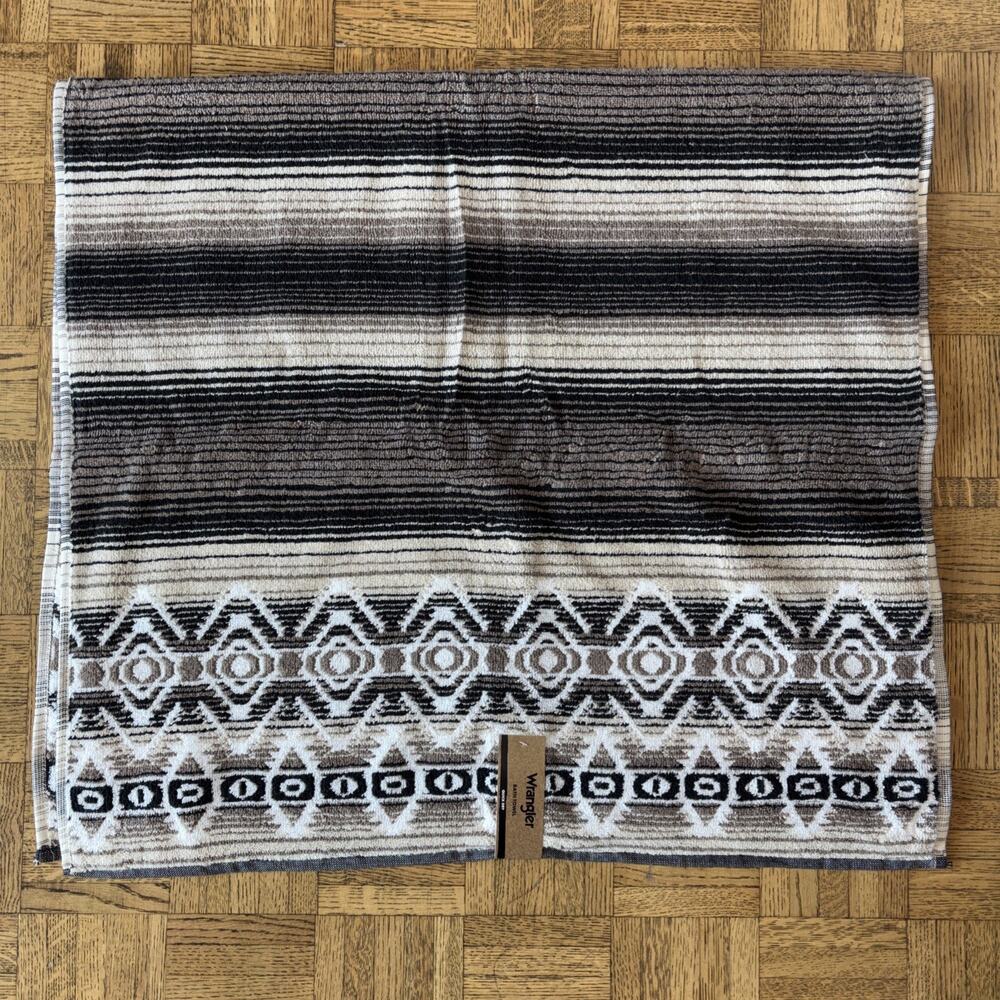 Wrangler Jericho Black Aztec Western Set Of 2 Bath & 2 Hand Towels New - Picture 4 of 4